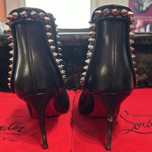 Christian Louboutin Studded Leather Ankle Boots – Black – Size 37.5 - Picture 10 of 16